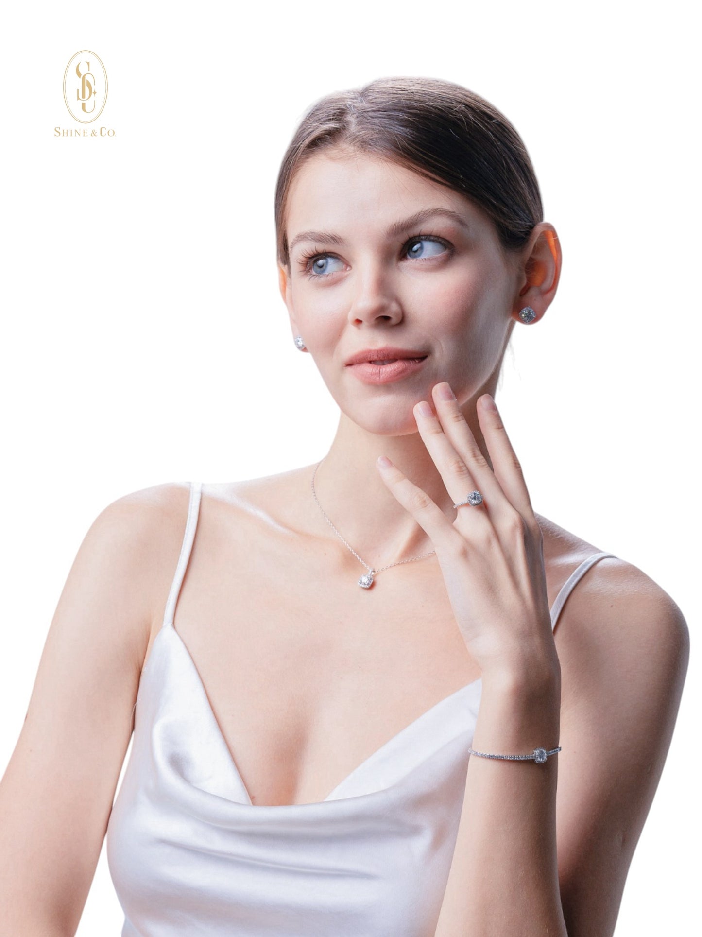 Cushion Cut Set