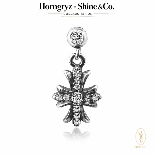 Trex Fleur Cross Earring - Vintage Black