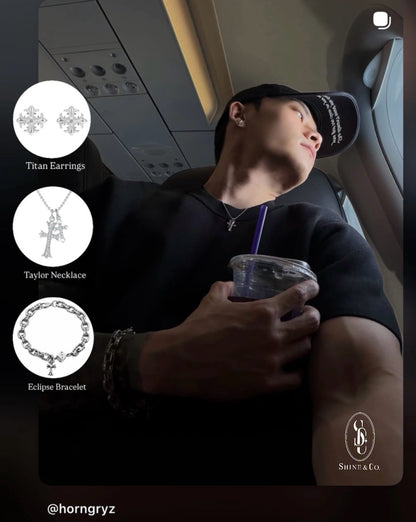 Eclipse Dice Fleur Cross Bracelet