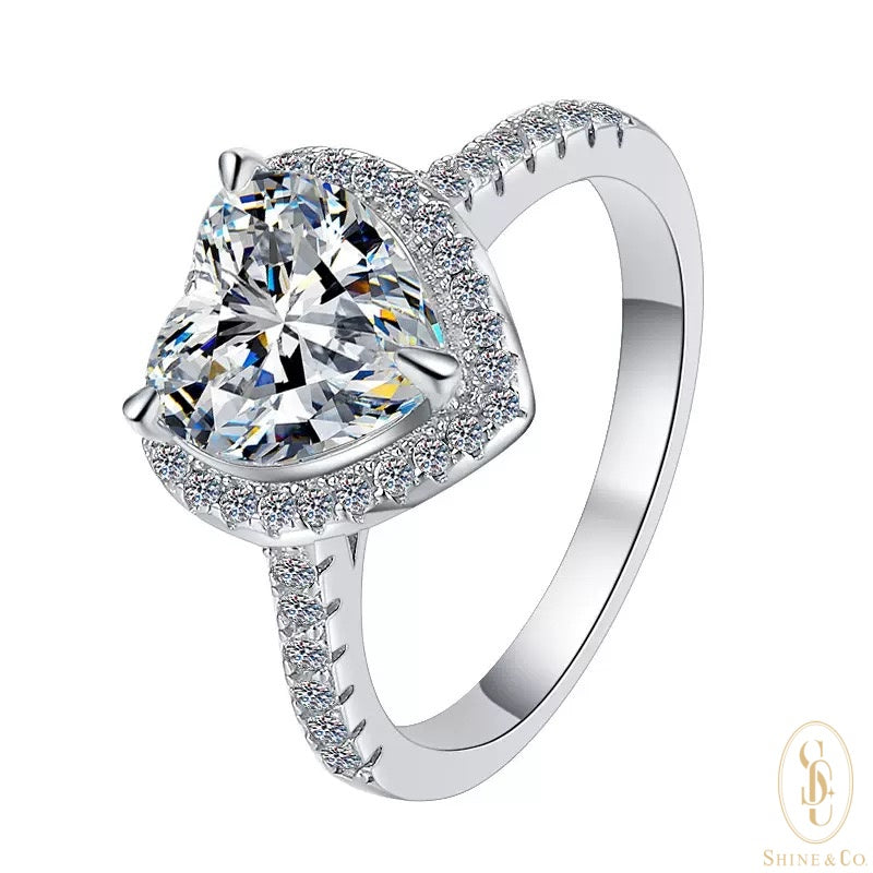 Amora Heart Ring