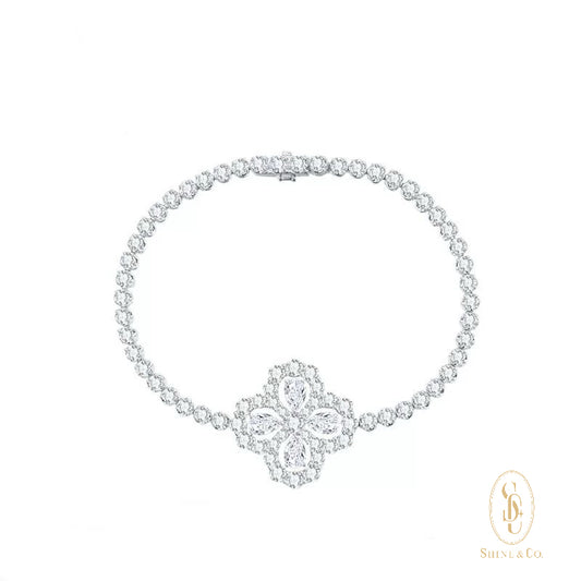 Vivian Loop Bracelet