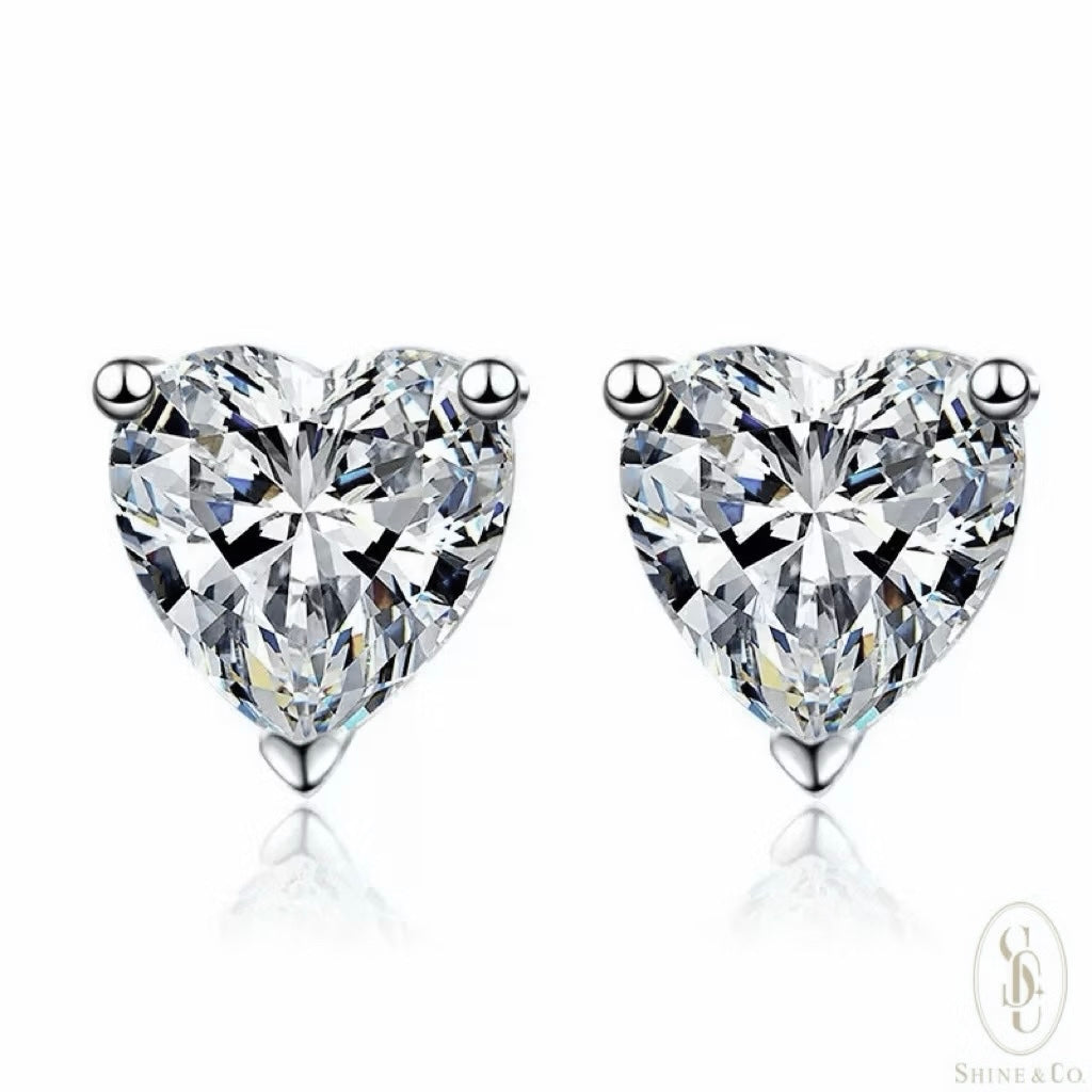 Jetaime Heart Shape Ear Studs