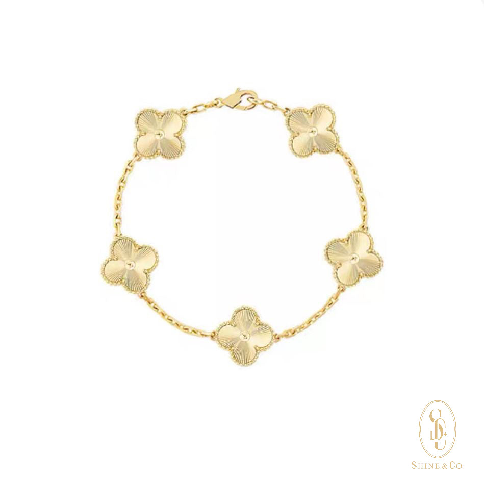 [PRE-ORDER] Upsize Laser Clover Bracelet