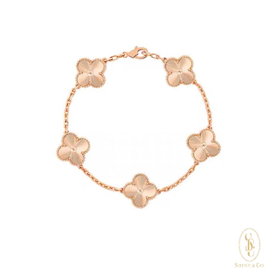[PRE-ORDER] Upsize Laser Clover Bracelet