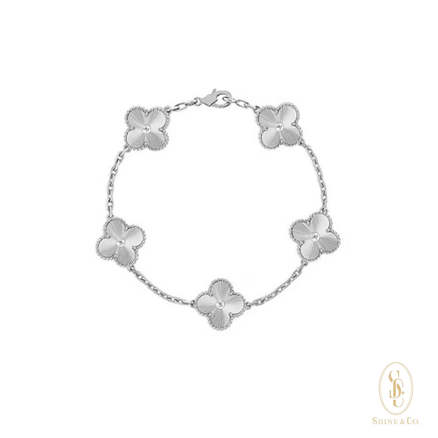 [PRE-ORDER] Upsize Laser Clover Bracelet