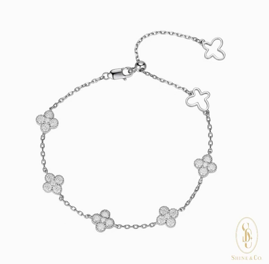 Flutter Clover Bracelet