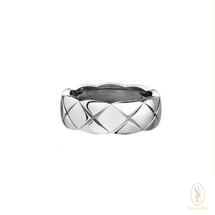 Krush Medium Band Ring
