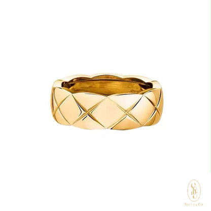 Krush Medium Band Ring
