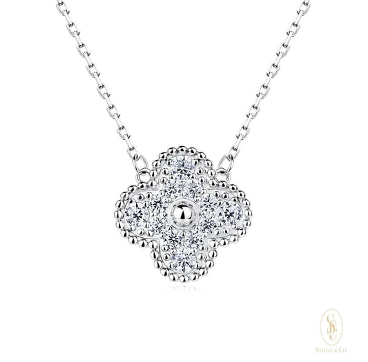 Upsize Clover Necklace