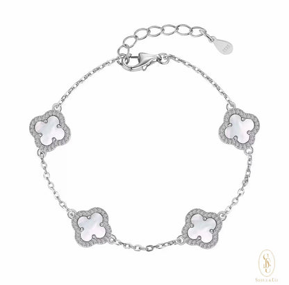 [PRE-ORDER] White Mother of Pearl Clover Bracelet